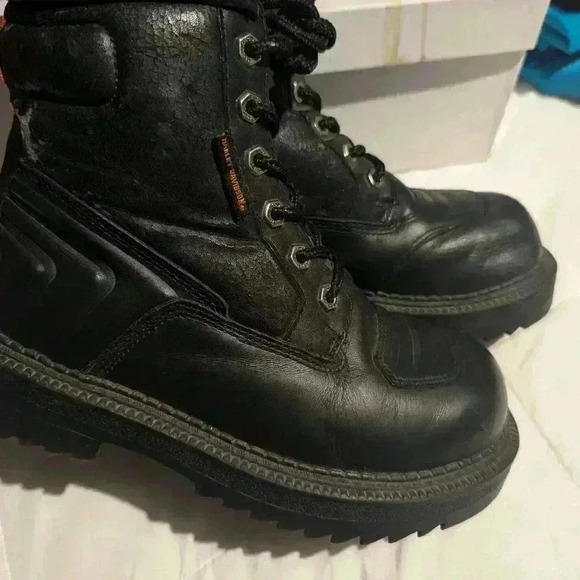 harley Davidson - Picture 2 of 9